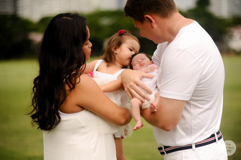 family-portrait-photographer-philippines-the-perfect-grey-arlene-briones-9697