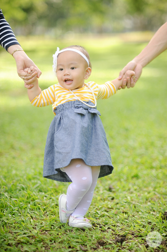 baby-cake-smash-first-birthday-one-year-old-the-perfect-grey-family-photographer-philippines-arlene-briones-4100