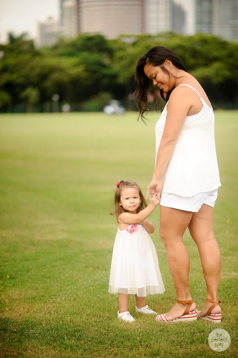 family-portrait-photographer-philippines-the-perfect-grey-arlene-briones-9707