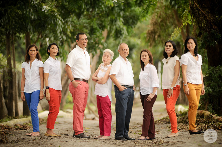 family-portrait-photographer-philippines-the-perfect-grey-arlene-briones-2470