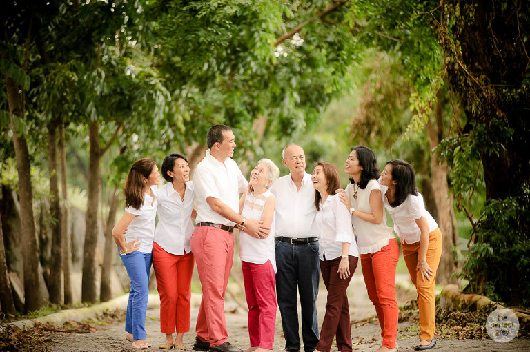 family-portrait-photographer-philippines-the-perfect-grey-arlene-briones-2491