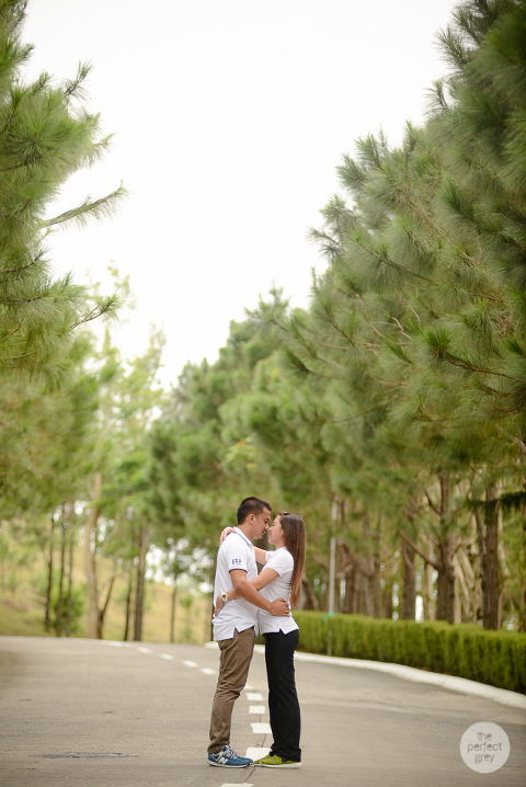 tagaytay-highlands-wedding-prenup-wedding-photographer-philippines-arlene-briones-she-aguiba-crosswinds-the-perfect-grey-6391