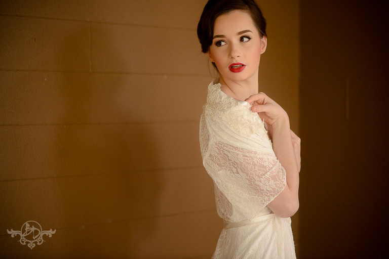 jazel-sy-wedding-gown-toni-aviles-moki-gray-pgm-styling-jardin-de-miramar-arlene-briones-the-perfect-grey-vinci-berris-wedding-photographer-philippines-5199