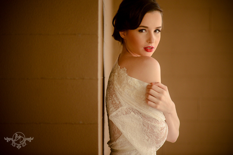 jazel-sy-wedding-gown-toni-aviles-moki-gray-pgm-styling-jardin-de-miramar-arlene-briones-the-perfect-grey-vinci-berris-wedding-photographer-philippines-5223