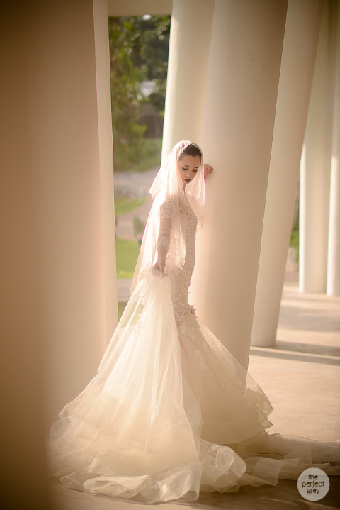 jazel-sy-wedding-gown-toni-aviles-moki-gray-pgm-styling-jardin-de-miramar-arlene-briones-the-perfect-grey-vinci-berris-wedding-photographer-philippines-5745