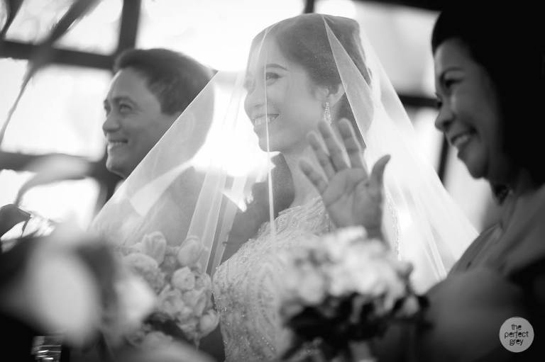 up-diliman-church-of-risen-perfect-grey-wedding-photographer-philippines-christian-wedding-25
