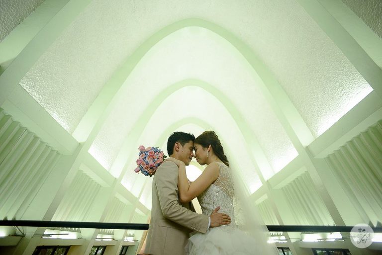 up-diliman-church-of-risen-perfect-grey-wedding-photographer-philippines-christian-wedding-35