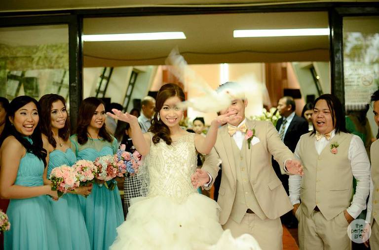 up-diliman-church-of-risen-perfect-grey-wedding-photographer-philippines-christian-wedding-36