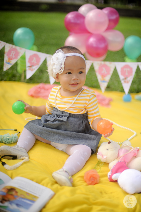 baby-cake-smash-first-birthday-one-year-old-the-perfect-grey-family-photographer-philippines-arlene-briones-4018