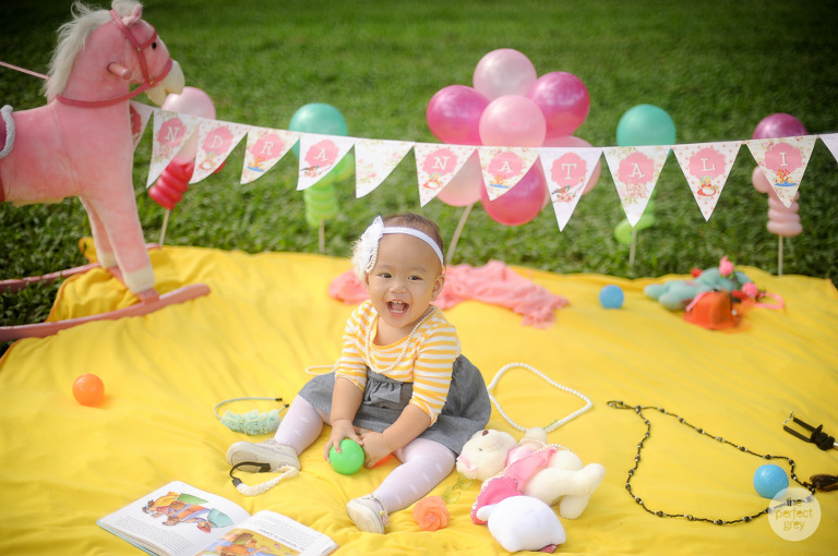 baby-cake-smash-first-birthday-one-year-old-the-perfect-grey-family-photographer-philippines-arlene-briones-4023