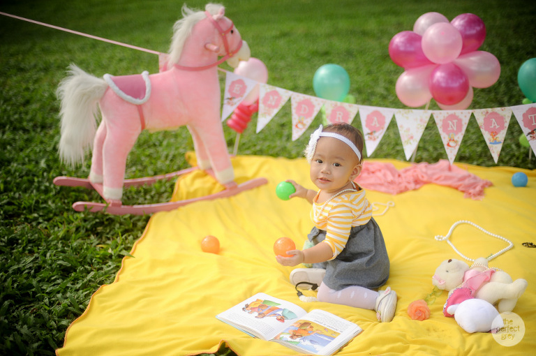 baby-cake-smash-first-birthday-one-year-old-the-perfect-grey-family-photographer-philippines-arlene-briones-4028
