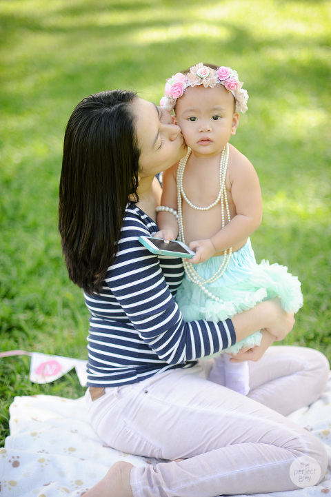 baby-cake-smash-first-birthday-one-year-old-the-perfect-grey-family-photographer-philippines-arlene-briones-4301