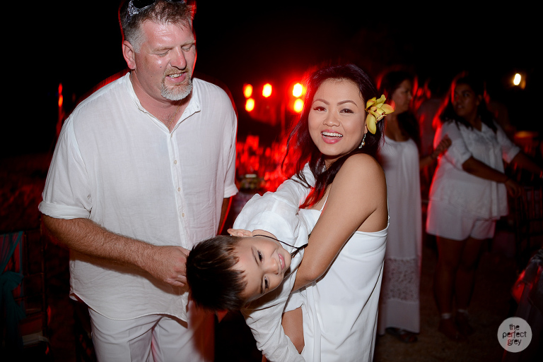 kota-keluarga-beach-wedding-laiya-san-juan-batangas-philippine-philippines-wedding-photographer-the-perfect-grey-she-aguiba-vinci-berris-0801