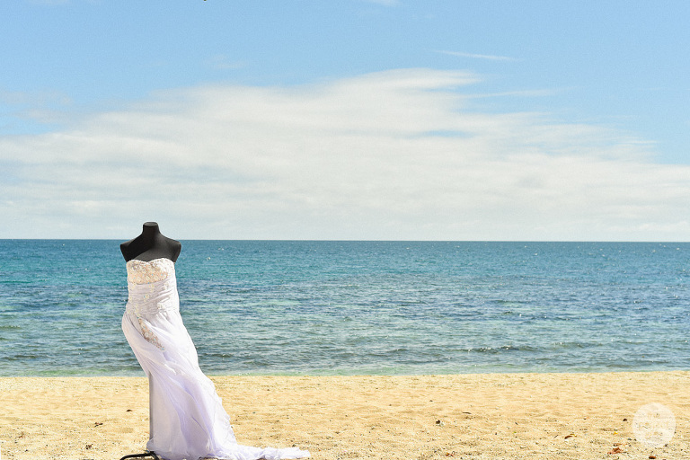 kota-keluarga-beach-wedding-laiya-san-juan-batangas-philippine-philippines-wedding-photographer-the-perfect-grey-she-aguiba-vinci-berris-4888