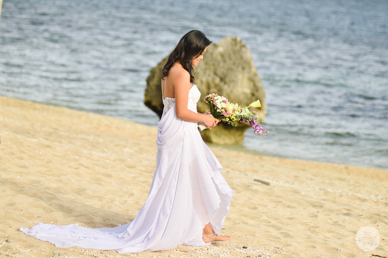 kota-keluarga-beach-wedding-laiya-san-juan-batangas-philippine-philippines-wedding-photographer-the-perfect-grey-she-aguiba-vinci-berris-5600