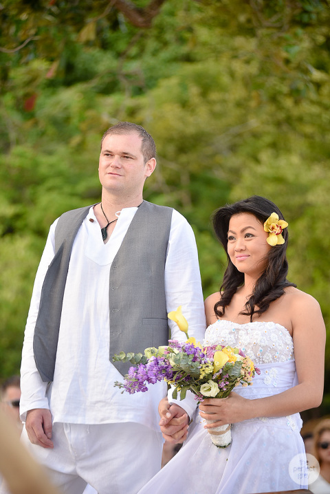 kota-keluarga-beach-wedding-laiya-san-juan-batangas-philippine-philippines-wedding-photographer-the-perfect-grey-she-aguiba-vinci-berris-5672