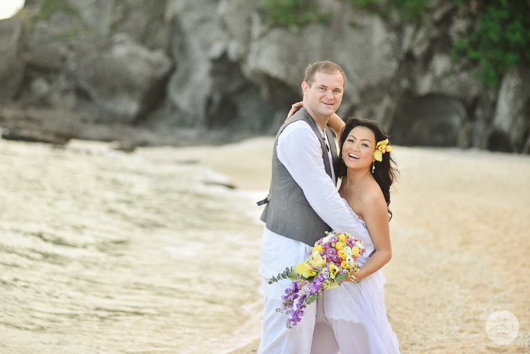 kota-keluarga-beach-wedding-laiya-san-juan-batangas-philippine-philippines-wedding-photographer-the-perfect-grey-she-aguiba-vinci-berris-5895