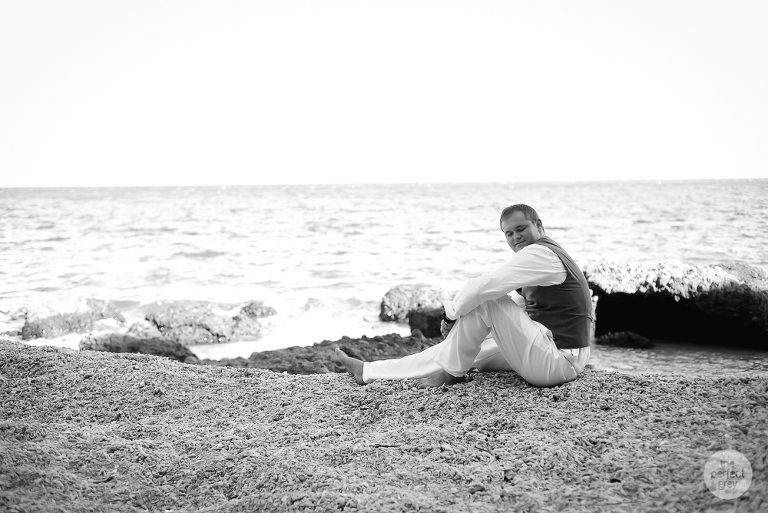 kota-keluarga-beach-wedding-laiya-san-juan-batangas-philippine-philippines-wedding-photographer-the-perfect-grey-she-aguiba-vinci-berris-9541