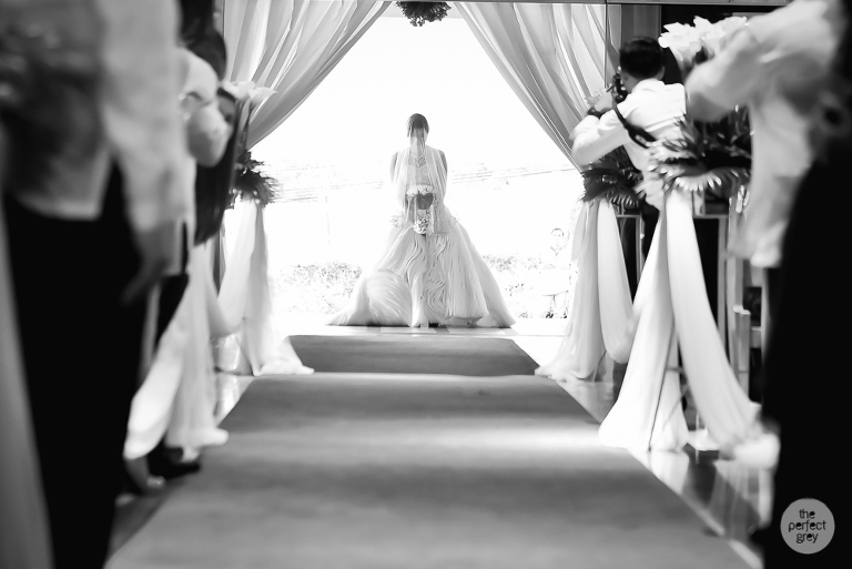 marco-polo-christ-the-king-wedding-the-perfect-grey-wedding-photographer-philippines-arlene-briones-ej-lagrimas-she-aguiba-2-30