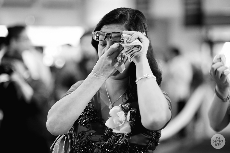 marco-polo-christ-the-king-wedding-the-perfect-grey-wedding-photographer-philippines-arlene-briones-ej-lagrimas-she-aguiba-2-34