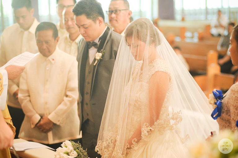 marco-polo-christ-the-king-wedding-the-perfect-grey-wedding-photographer-philippines-arlene-briones-ej-lagrimas-she-aguiba-2-36
