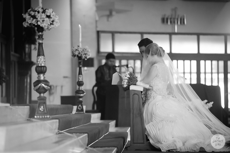 marco-polo-christ-the-king-wedding-the-perfect-grey-wedding-photographer-philippines-arlene-briones-ej-lagrimas-she-aguiba-2-41