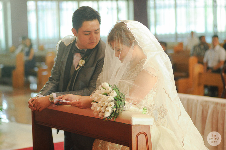 marco-polo-christ-the-king-wedding-the-perfect-grey-wedding-photographer-philippines-arlene-briones-ej-lagrimas-she-aguiba-2-43