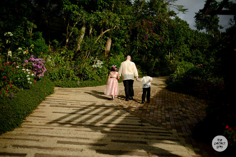 sonyas-garden-wedding-tagaytay-photographer-philippines-the-perfect-grey-photography-she-aguiba-vinci-berris-1280
