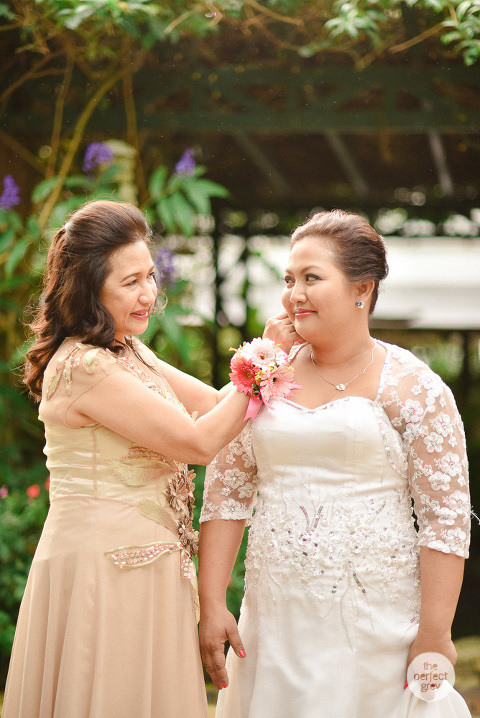 sonyas-garden-wedding-tagaytay-photographer-philippines-the-perfect-grey-photography-she-aguiba-vinci-berris-6756