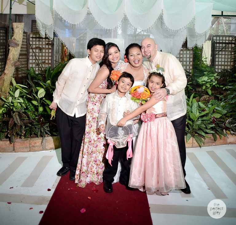 sonyas-garden-wedding-tagaytay-photographer-philippines-the-perfect-grey-photography-she-aguiba-vinci-berris-7146