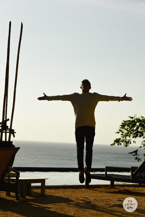 beach-prenup-anilao-batangas-wedding-vivere-azure-the-perfect-grey-photography-arlene-brione-she-aguiba-ej-lagrimas-beach-wedding-photographer-philippines-1
