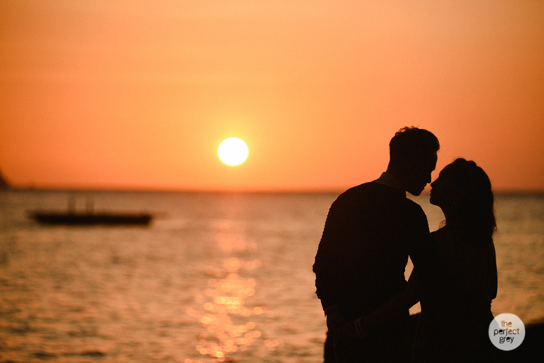 beach-prenup-anilao-batangas-wedding-vivere-azure-the-perfect-grey-photography-arlene-brione-she-aguiba-ej-lagrimas-beach-wedding-photographer-philippines-12