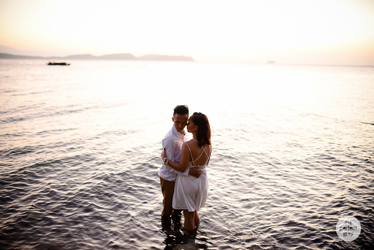 dux-jen-beach-prenup-batangas-wedding-photographer-philippines-the-perfect-grey-arlene-briones-ej-lagrimas-she-aguiba-vivere-azure-anilao-8463