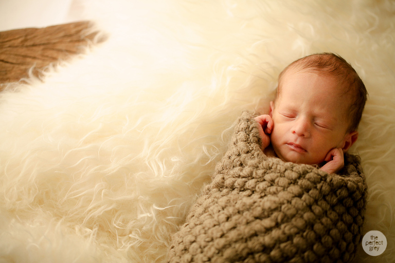 newborn-baby-photographer-laguna-philippines-the-perfect-grey-twins-28