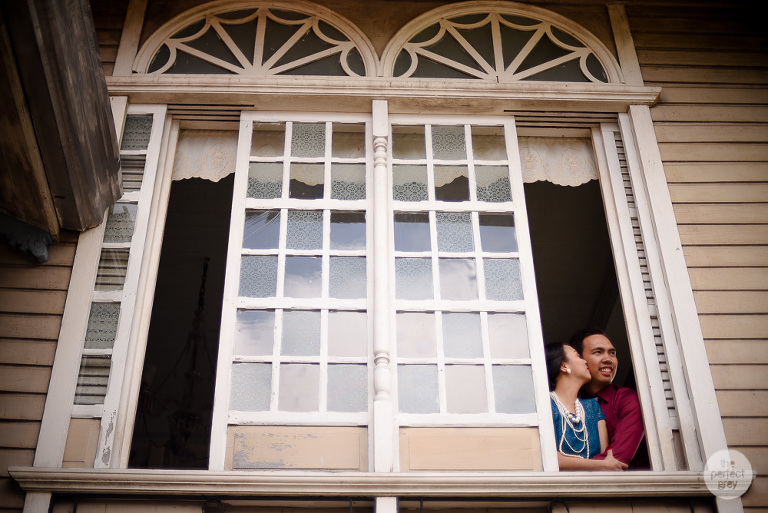 volkswagen-prenup-vintage-filipiniana-the-perfect-grey-photograohy-arlene-briones-francis-turalba-wedding-photographer-laguna-batangas-tagaytay-philippines-0956