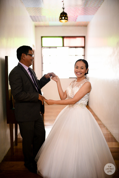 balay-indang-wedding-photographer-philippines-tagaytay-the-perfecy-grey-arlene-briones-she-aguiba-15